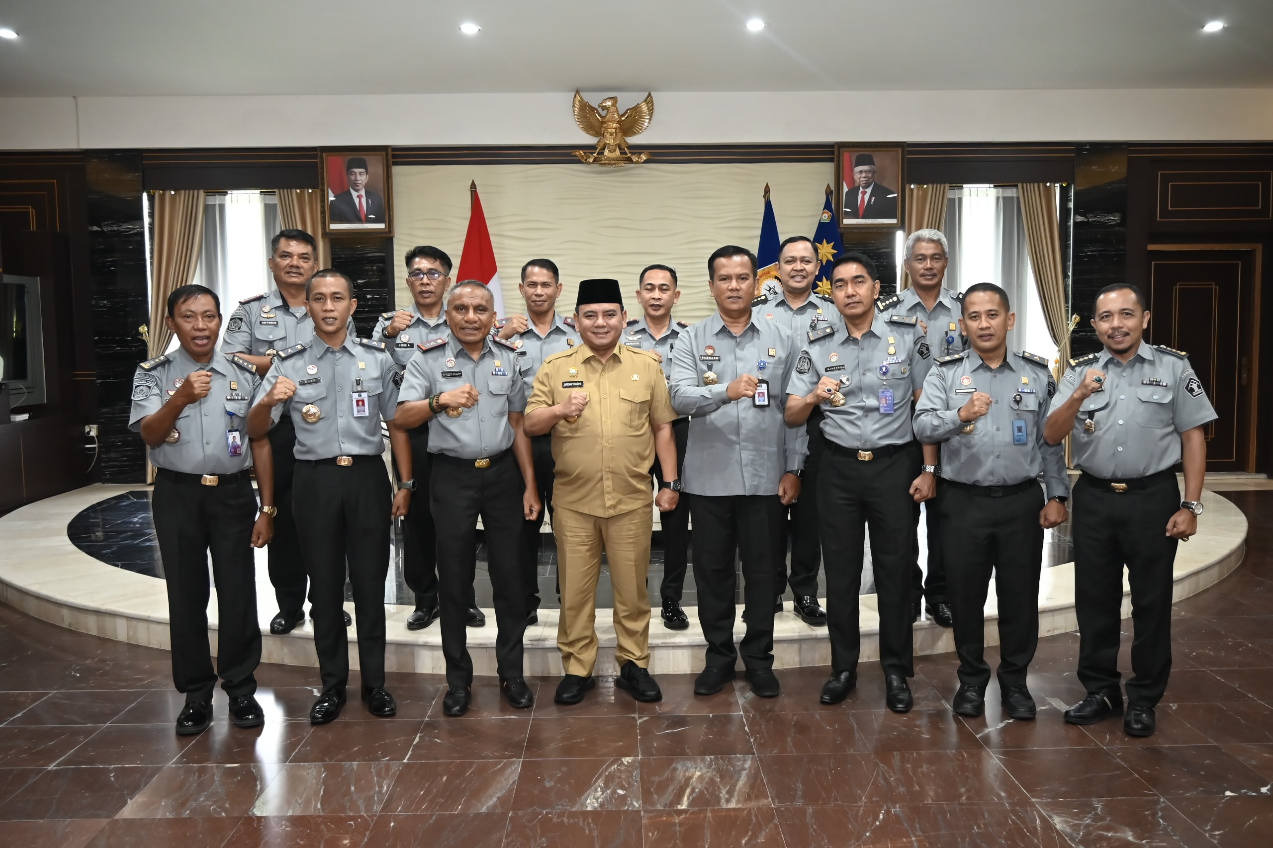 Perkuat Silaturahmi Pasca Lebaran, Kakanwil Kemenkumham Sultra Kunjungi PJ Gubernur Sulawesi Tenggara